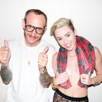 Miley Cyrus e Terry Richardson. Ph. Terry Richardson