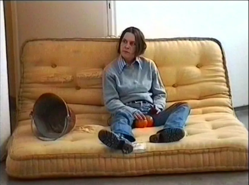 Helke Bayrle, Portikus Under Construction, 1993 – ongoing, video still Helke Bayrle, Portikus Under Construction, 1993 – ongoing, video still