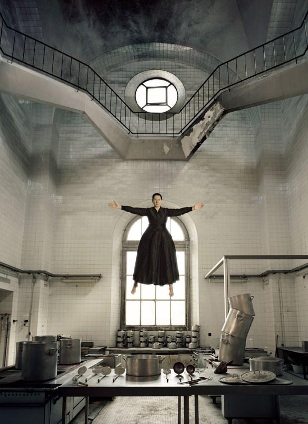Dal progetto The Kitchen, Homage to Saint Therese del 2009.