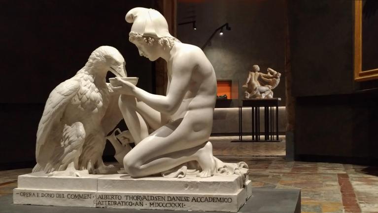 Bertel Thorvaldsen, Ganimede abbevera l'aquila. 1817. Gesso. Roma, Collezioni dell'Accademia Nazionale di San Luca.