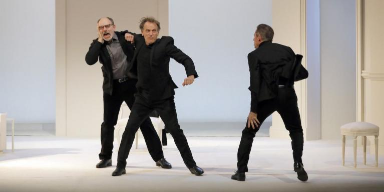 Un momento di un allestimento francese di «Arte».