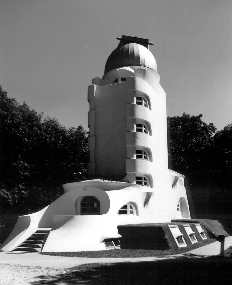 1917. Erich Mendelsohn, torre Einstein, Potsdam.