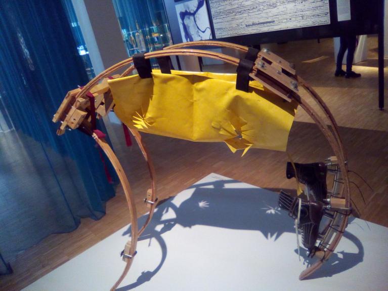 Broken Nature. Thomas Thwaites, protesi da capra.