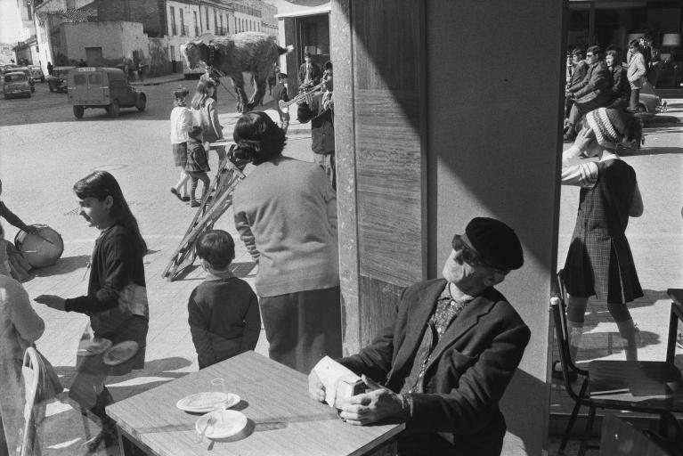 Joel Meyerowitz, Malaga, Spain, 1966.