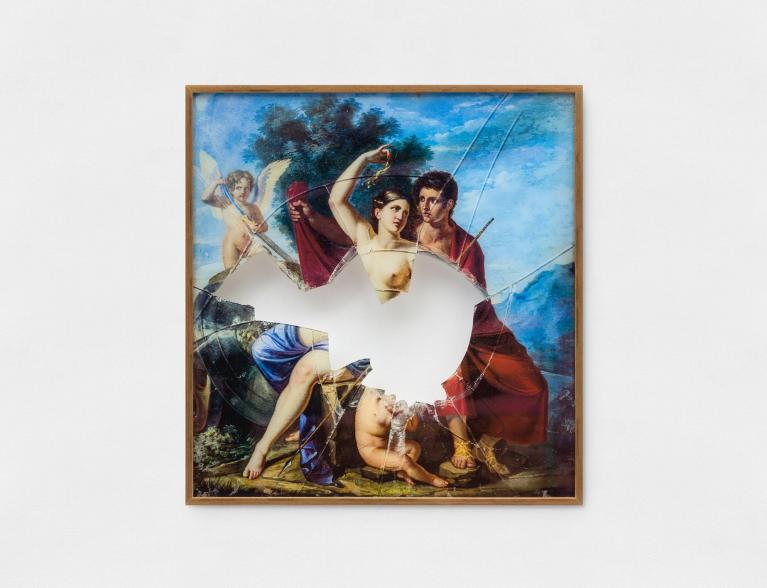 Untitled (9355), 2018 44 x 42 x 2 cm Fotografia stampata su vetro.