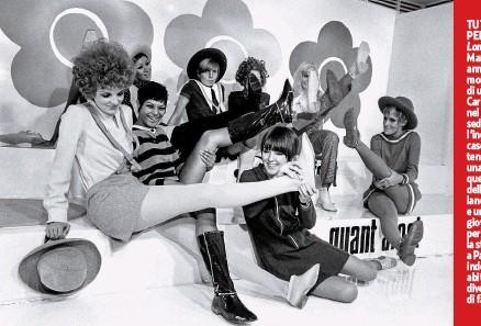 Mary Quant e le sue modelle in collant e minigonna.