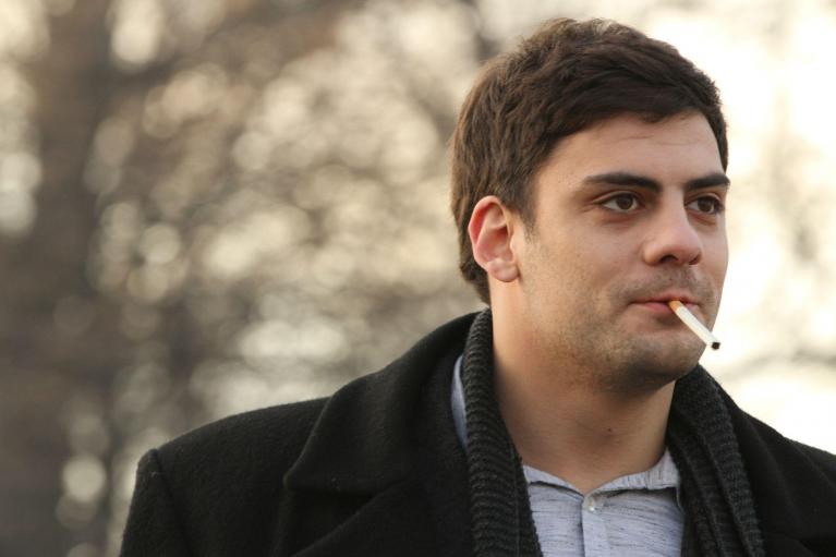 L’attore serbo Milan Marić nella parte di Sergej Dovlatov.