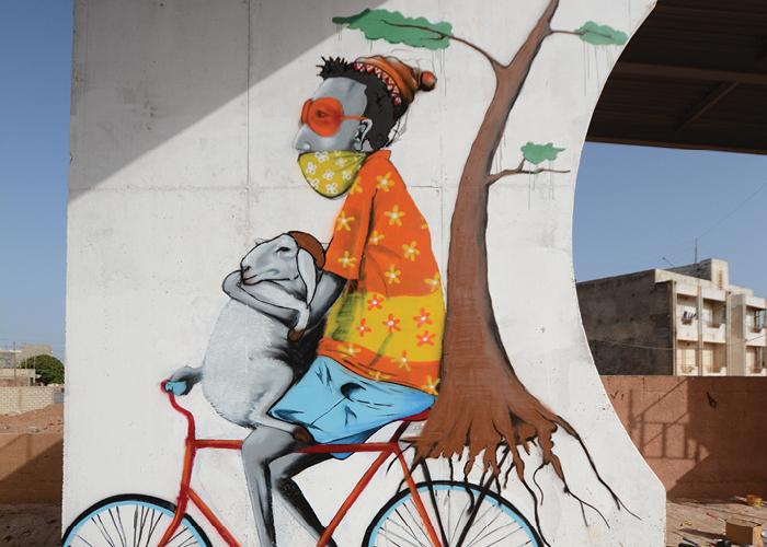Breeze Yoko, mural in Senegal, Dakar, 2014. Image courtesy of the artist.