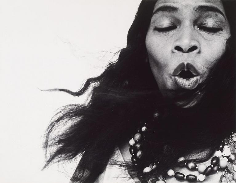Ph Richard Avedon.
