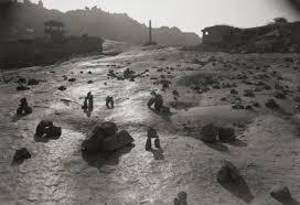 Kenro Izu.