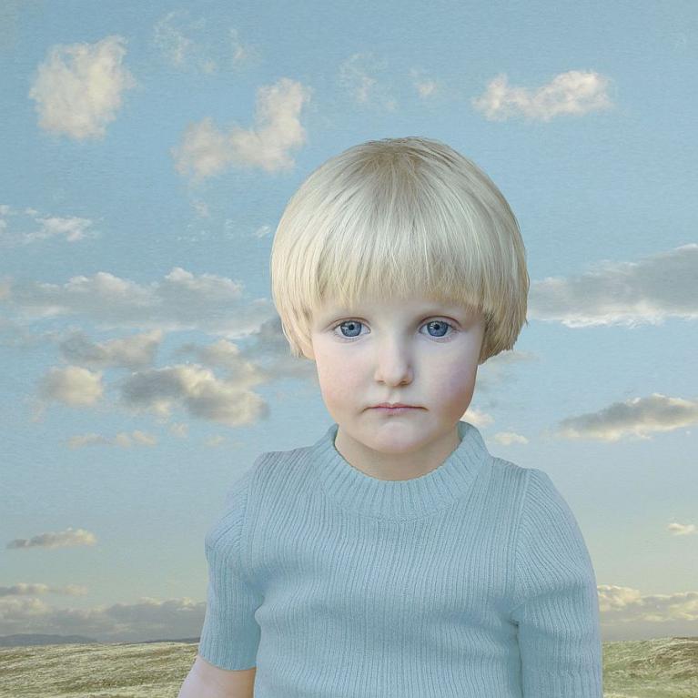 Opera di Loretta Lux.