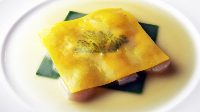 Marchesi, raviolo aperto.