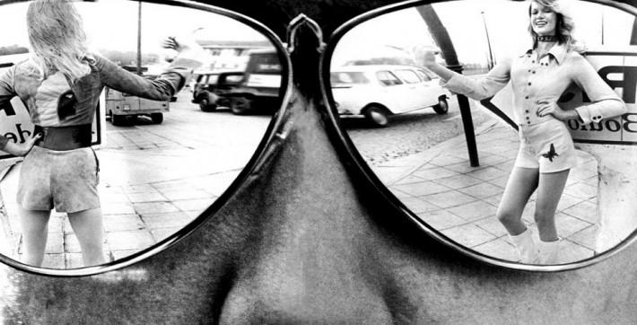Ph Helmut Newton.