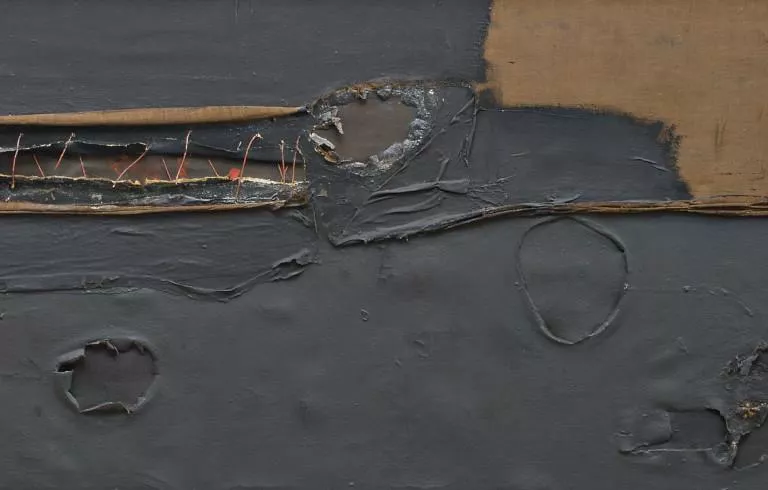 Alberto Burri, "Nero con punti rossi", 1956 Alberto Burri, "Nero con punti rossi", 1956