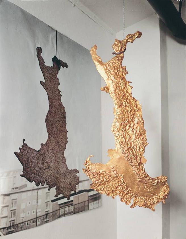 Luciano Fabro, L'Italia d'Oro, 1971