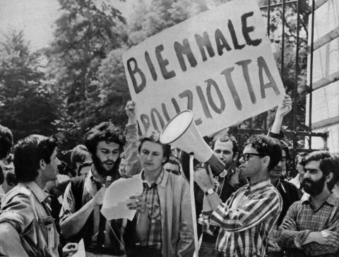 Venezia, proteste, 1968, palazzo del cinema, pasolini