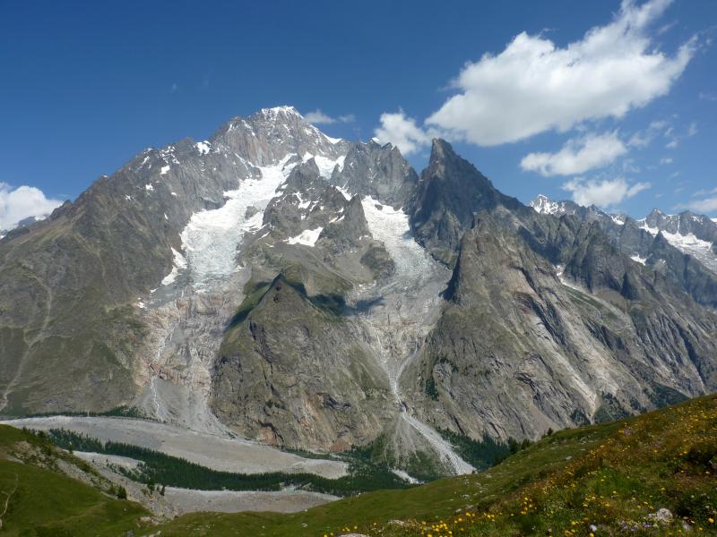 Il Massiccio del Monte Bianco, foto di Giuseppe Mendicino