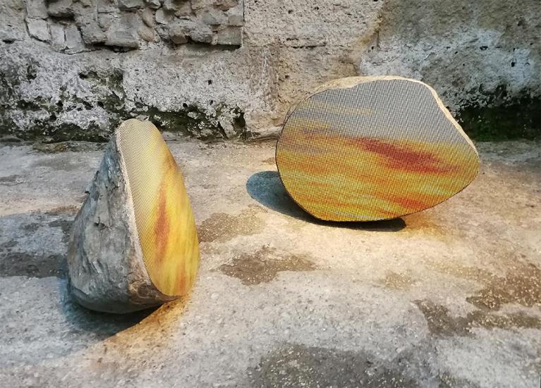 Sarah Sze, Split Stone (7:34), 2018. Sarah Sze e Gagosian.