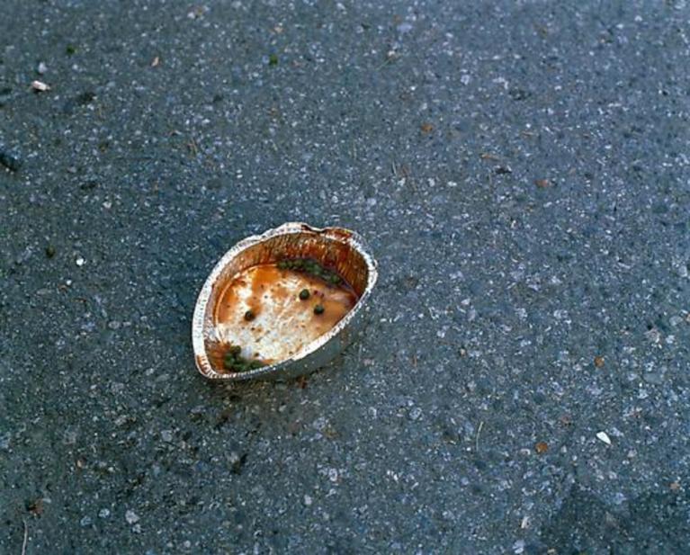 Jeff Wall, Peas and sauce, 2000