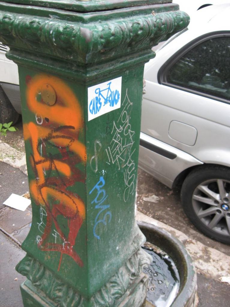 Vedovella di Corso Indipendenza (incrocio Menotti - Mameli). Milano.