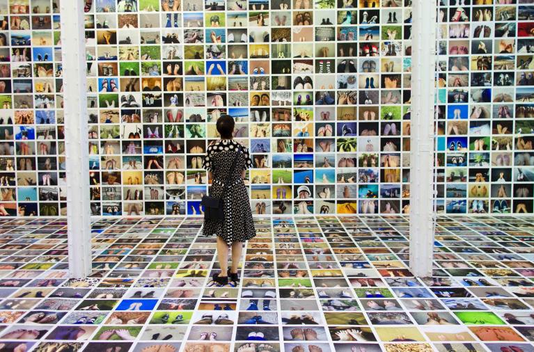 Erik Kessels, My feet, 2014.