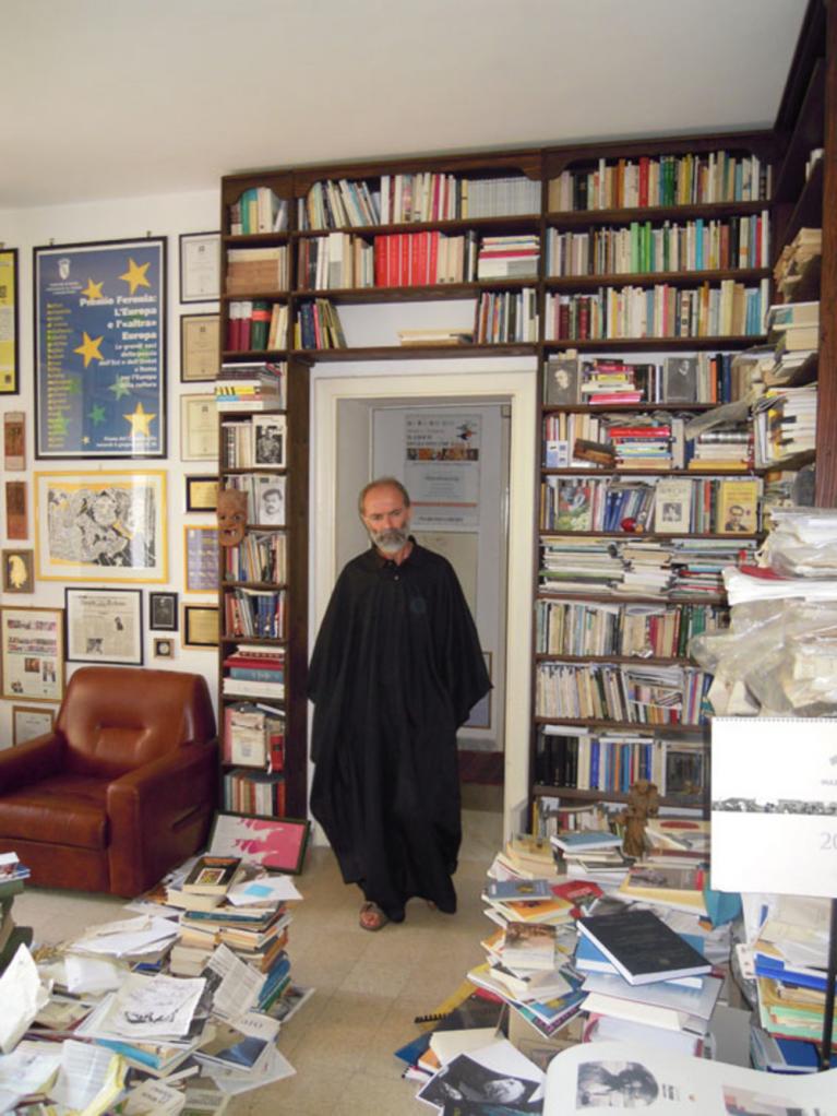 Gëzim Hajdari