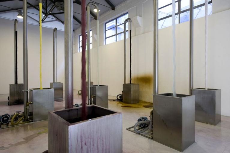 Paola Pivi, It's a cocktail party, 2008. Courtesy Galleria Massimo De Carlo. Foto di Alessandro Zambianchi