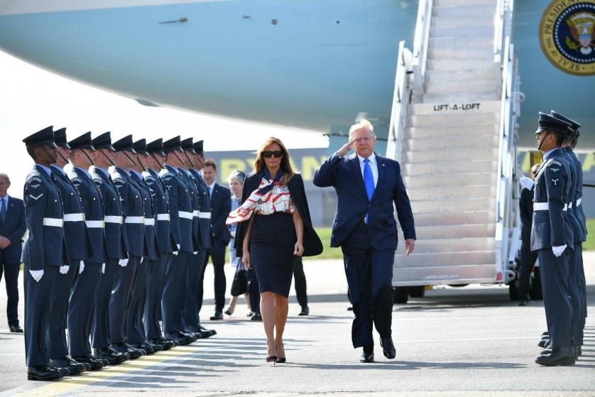 04est3-trump-londra-afp2.jpg