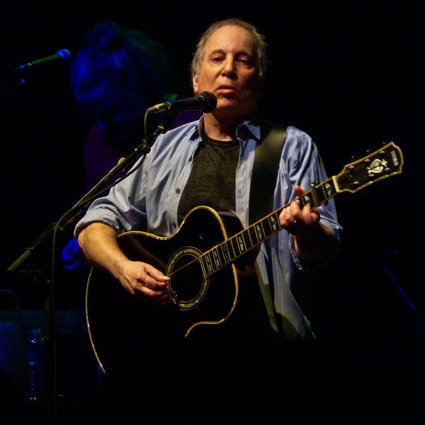 1200px-paul_simon_at_the_9-30_club_b.jpg