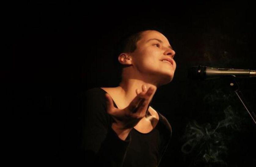 4._simona_semenic_in_i_the_victim_.jpg