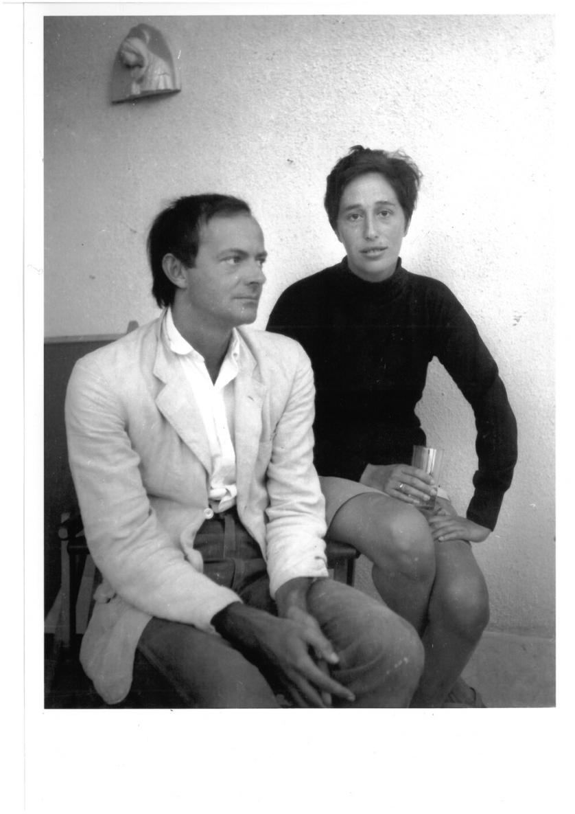Giosetta Fioroni e Cy Twombly, Sperlonga 1963, foto di Plinio De Martiis.jpg