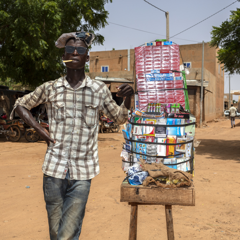 Happy_Pills_Niger02 copia.jpg