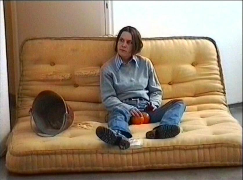 Helke Bayrle, Portikus Under Construction, 1993 – ongoing, video still
