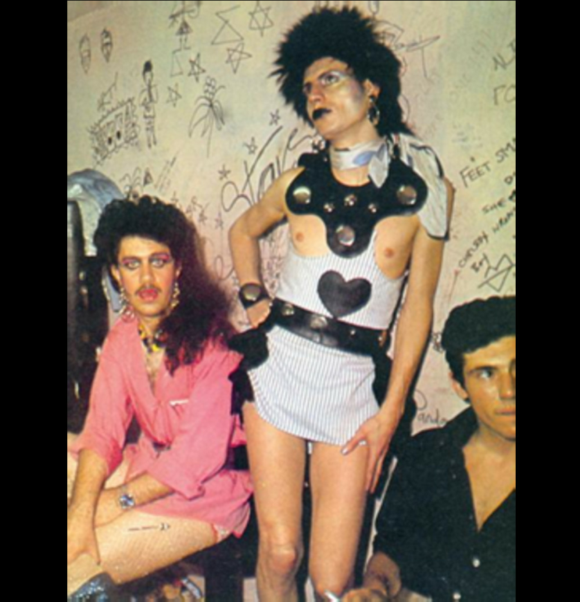 Pedro Almodovar (a sinistra) e Fabio McNamara (Fabio de Miguel).png