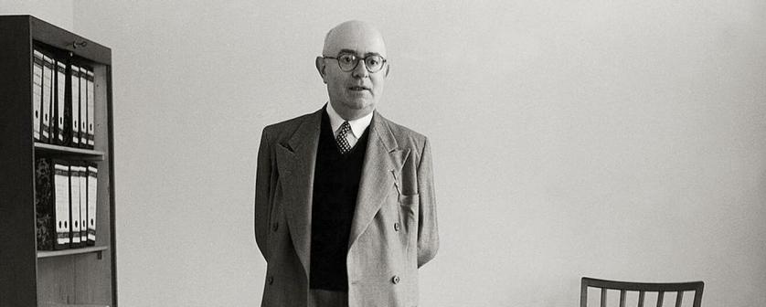 adorno2.jpg