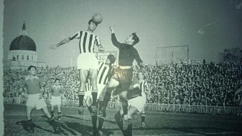 antonio_bacchetti_nelludinese_di_testa_contro_il_torino.jpg