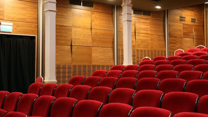 ilbelcontagio-teatro-deserto.jpg