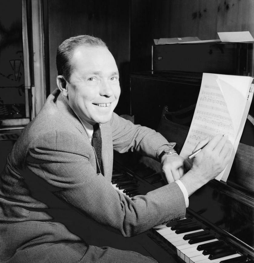 johnny_mercer_new_york_n.y._between_1946_and_1948_william_p._gottlieb_06121.jpg