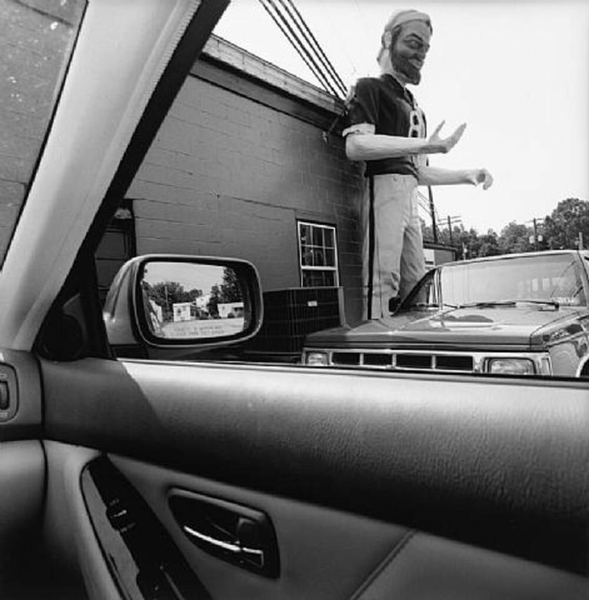 lee-friedlander-america-by-car.jpg