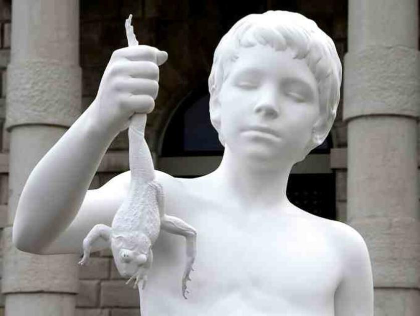 ragazzo_con_la_rana_part.jpg