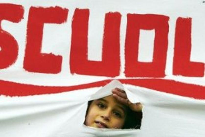 striscione scuola.jpg