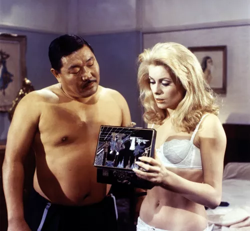 Catherine Deleuve e Iska Khan in Belle de jour di Luis Buñuel, 1967.