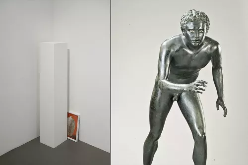 Haris Epaminonda, Untitled #015, 2012. VOL. XXVI, 2019, Brescia, galleria Massimo Minini / Statua bronzea proveniente dal complesso statuario della Villa dei Papiri. Copia di statua greca della fine del IV o dell’inizio del III sec. a.C. Napoli, Museo Archeologico Nazionale. La copia è riferibile per contesto ed analisi stilistica ad età augustea.