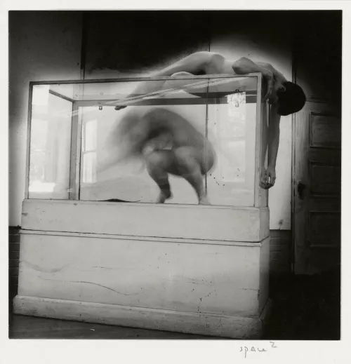 Ph Francesca Woodman.