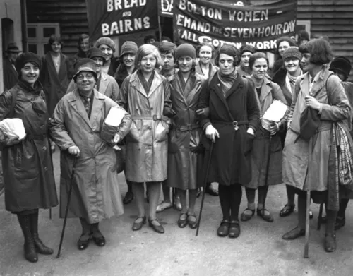 Operaie in protesta, Londra, 1939