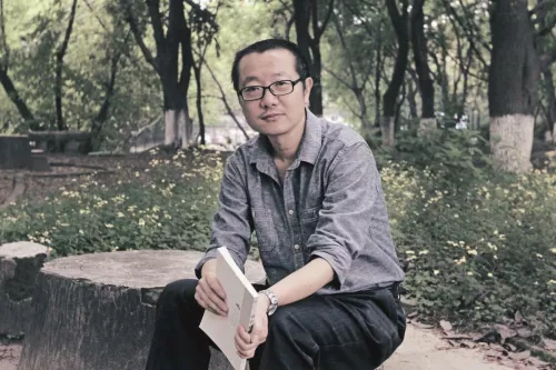 Liu Cixin.