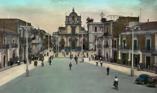 Lentini, piazza Umberto, foto storica