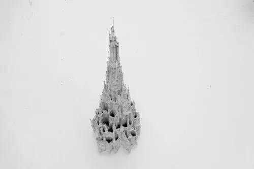 Kristof Kintera, Memoriale della luce che fu, Artesella 2021, ph Giacomo Bianchi.