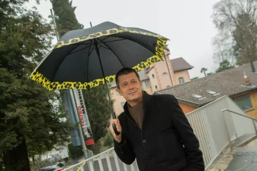 Emmanuel Carrère