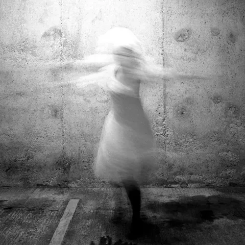 Ph Francesca Woodman.